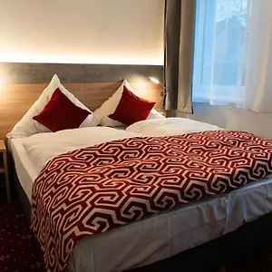 Elbe Hotel