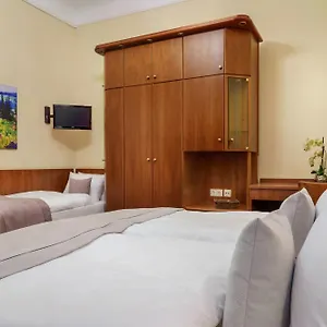 Kronprinz Hauptbahnhof Otel